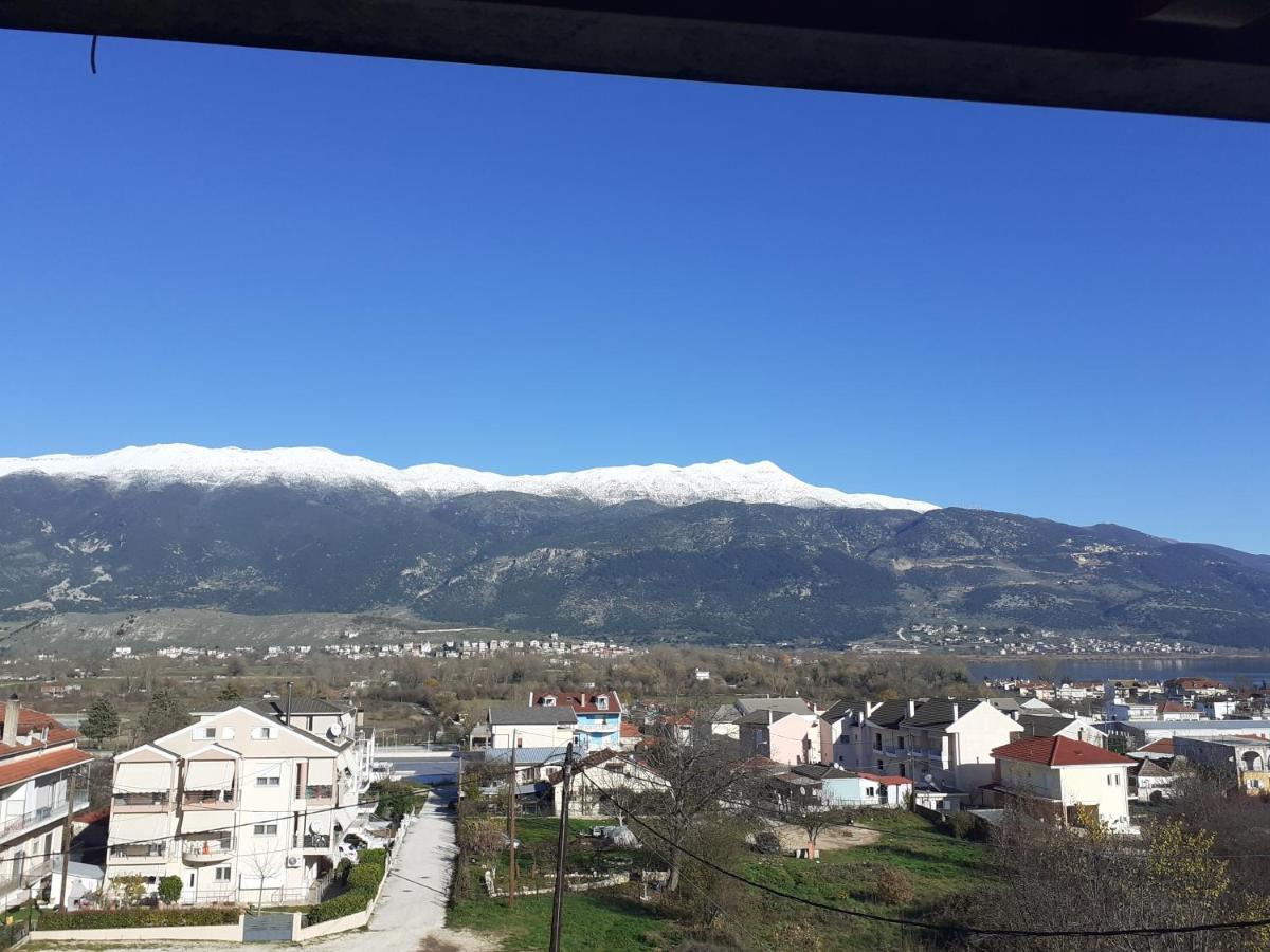 The View Attic Apartment Янина Екстериор снимка