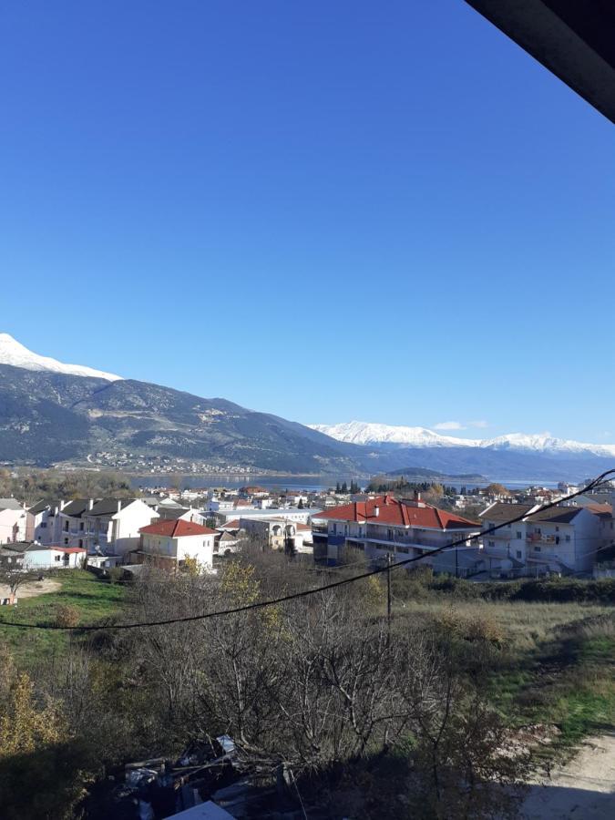The View Attic Apartment Янина Екстериор снимка