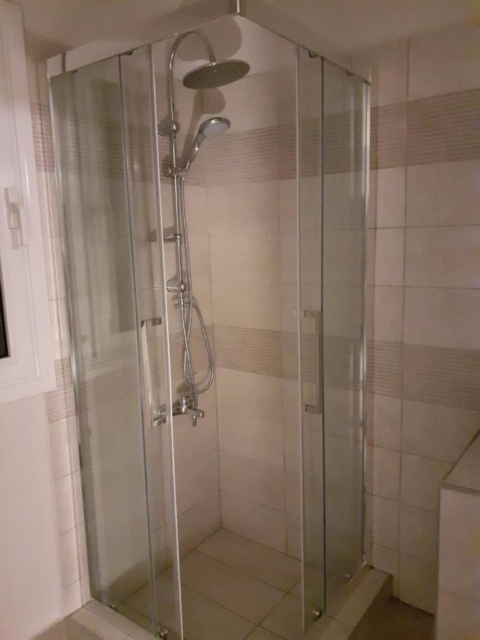 The View Attic Apartment Янина Екстериор снимка