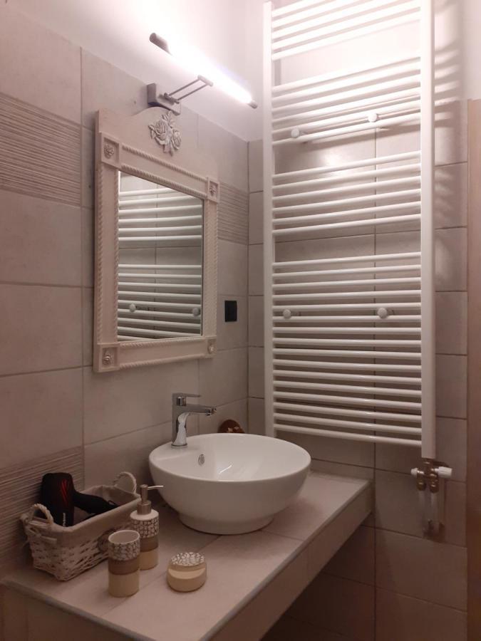 The View Attic Apartment Янина Екстериор снимка