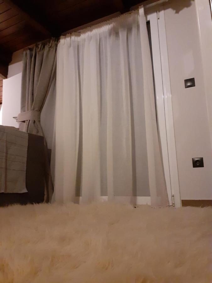 The View Attic Apartment Янина Екстериор снимка