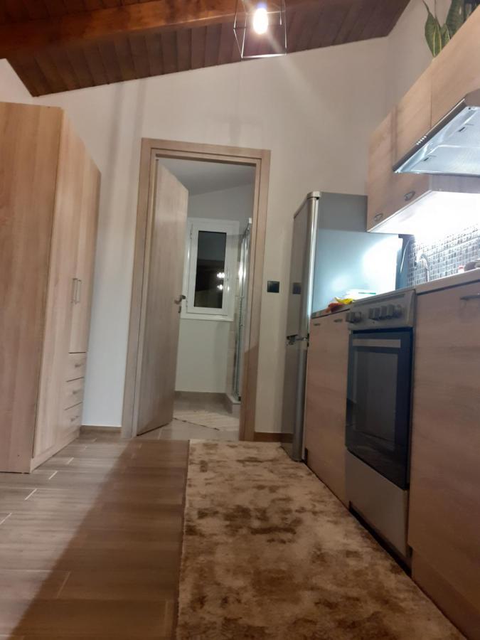 The View Attic Apartment Янина Екстериор снимка