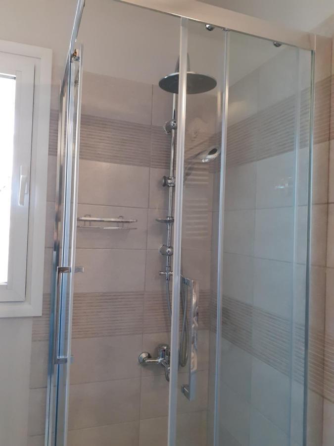 The View Attic Apartment Янина Екстериор снимка