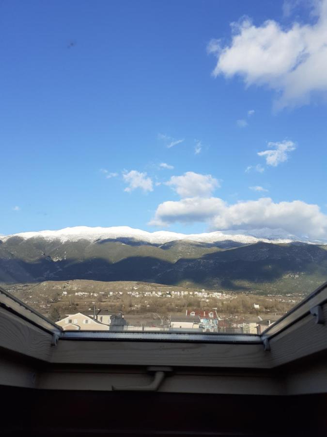 The View Attic Apartment Янина Екстериор снимка