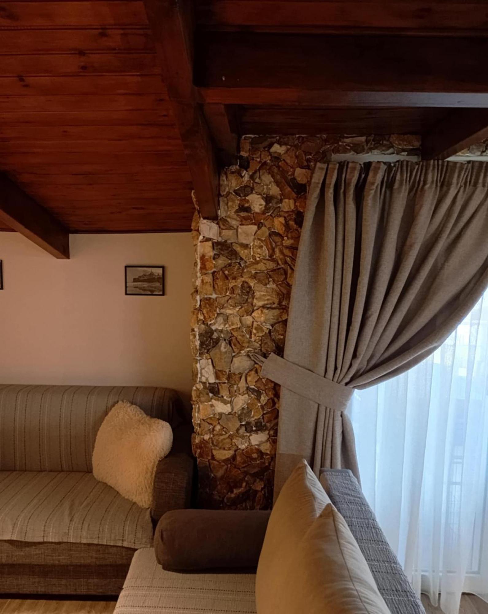The View Attic Apartment Янина Екстериор снимка